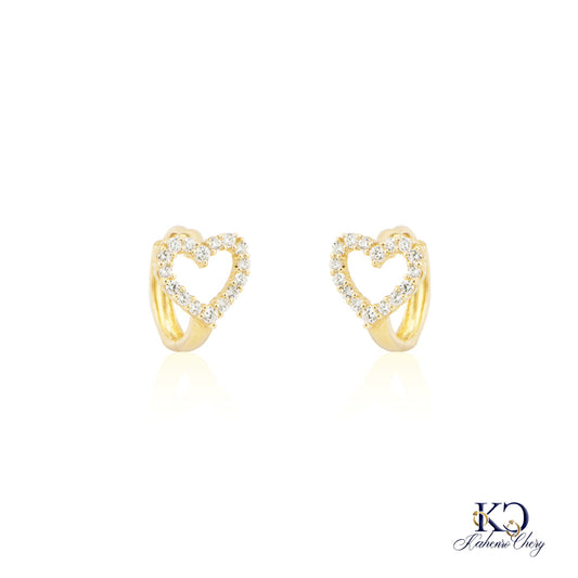 Heart huggies earrings in 14k gold for girls with zirconias